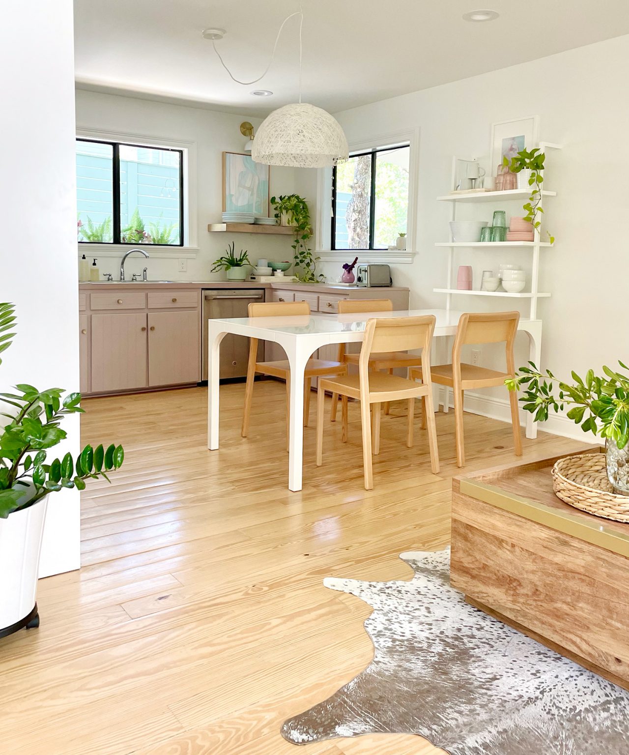 kitchen-update-vertical-shot-of-table-and-corner-window-1280x1536.jpg