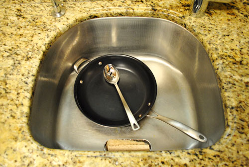 Sink-Full-Pan-In-Sink.jpg